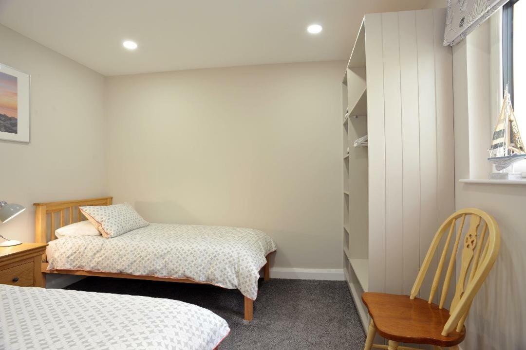 Apartment 10, South Pier, 13-14 Kerr Street, 波特拉什 外观 照片